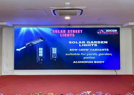 COB P1.25 Armário de alumínio para fundição a óleo de alumínio para interiores Display LED a cores completas DC5V Módulo publicitário 160 * 160mm