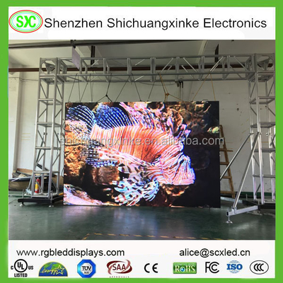 1R1G1B Car LED Billboard 96 * 32 Cm A solução de publicidade perfeita para o seu negócio