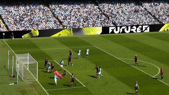 Relação de Contraste 5000:1 e Brilho ≥6500cd/m2 para Sinalização de Arena de Competição de Alto Brilho