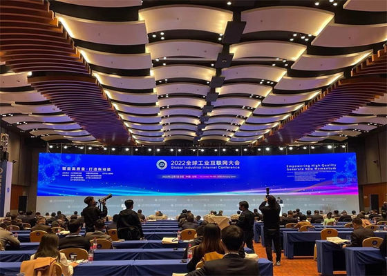 Fácil montagem e desmontagem do ecrã LED P3.91 interior 500*500mm