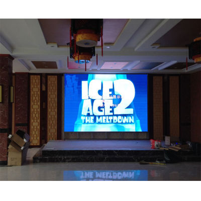 Display LED Full Color P2.5 de Alto Desempenho para Publicidade com Resolução de Módulo de 64*64 pontos e Distância Mínima de Visualização de 3m