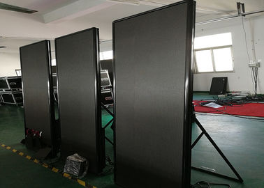 Indoor P2.5 Led Poster Tabuleiro de publicidade LED Display Screen 4G Wi-Fi USB Control Full Color