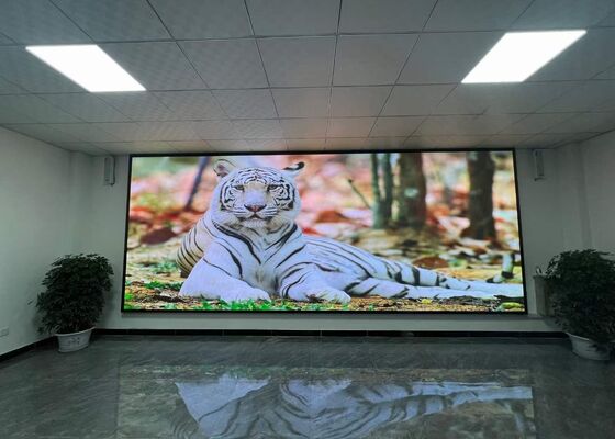 P2 LED de pequeno passo painel 640x640 com 3840 taxa de atualização LED tela de exibição LED em cores inteiras tela LED