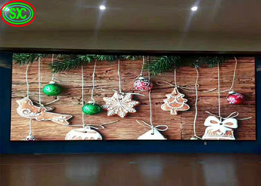 Pequeno Pixel Indoor Full Color LED Display COB P2.5 Advertising Sign 16 Bit Cores Indoor Full Color LED Display
