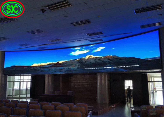 Bom preço Armário curvado da exposição de diodo emissor de luz P2 do RGB do vídeo P2.5 P3 P3.91 propaganda interna gigante on-line