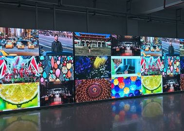 AC220V/50H RGB LED Rental Screen P5 768X768mm 64 X32 Dot Matrix Padrão CE ROHS