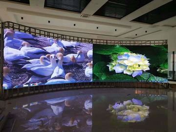 Largo ângulo de visão aluguel P1.923 1R1G1B Indoor Full Color LED Display Adequado para centros comerciais e praças