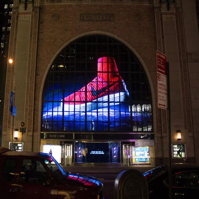 Tela LED Transparente P3.91-P7.82 5000cd/m2 32768 Densidade de Pixels