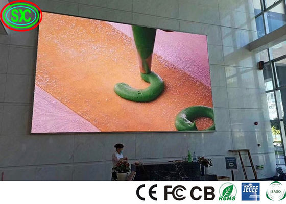 Ecrã LED de publicidade de fibra de carbono IP65 com 8 mm de pixels com brilho ajustável