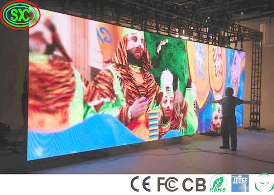 FCC 400W/m2 Display LED interior fixo Pitch 2,5 mm Display LED interior a cores inteiras