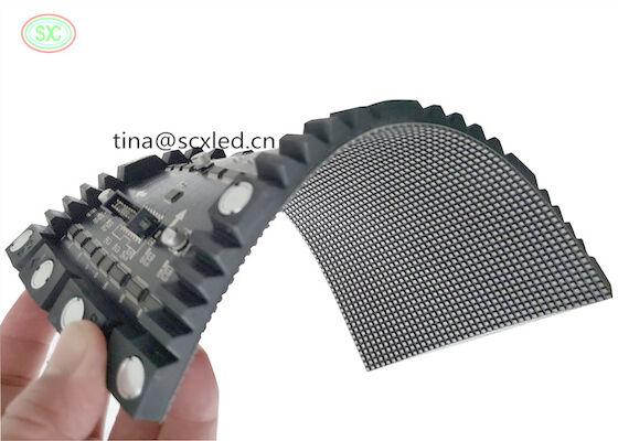 P4 Curva de tela de vídeo LED Cortina de ecrã LED flexível Módulo de exibição LED em cores completas