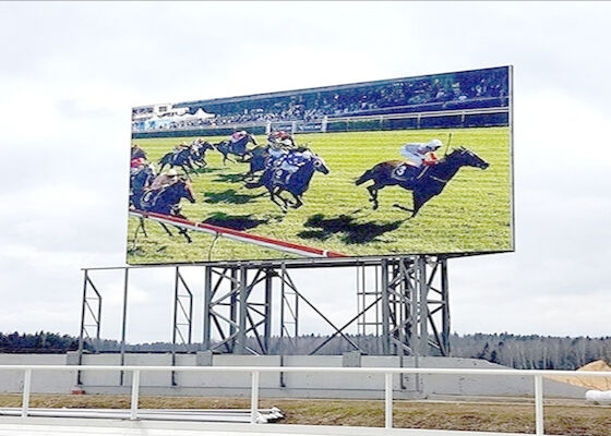 P5 Área exterior impermeável Full Color Digital LED Display Screen / LED Billboard
