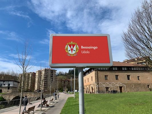 Display LED de alta luminosidade à prova d'água em exterior em cores completas Panfletos para publicidade nas ruas