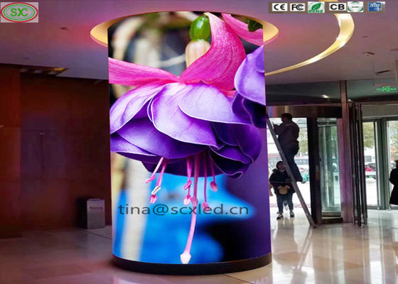 Display LED de cilindro de 360 graus em interiores