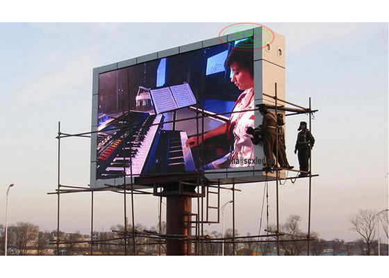Outdoor P5 Full Color LED Billboard 5mm Pixel Pitch IP65 à prova d'água