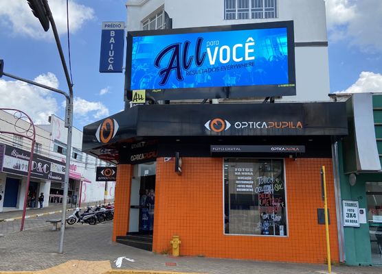 P3.91 Ecrã de aluguer 500x1000 mm montado em rack, em exterior, em cores completas e com alta taxa de atualização