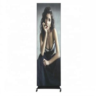 Indoor P2.5 Full Color Espelho LED Wireless USB 4G Smart Control Poster