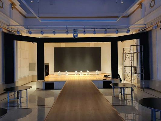 Bom preço A parede conduzida alugado interna do painel de exposição da cor completa P2.5 640X640MM para a fase do casamento conduziu a exposição de parede video on-line