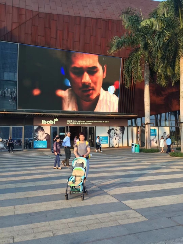 A cor completa P6 milímetro da propaganda video exterior da parede conduziu a tela do quadro de avisos da exposição para o Signage e as exposições de Digitas