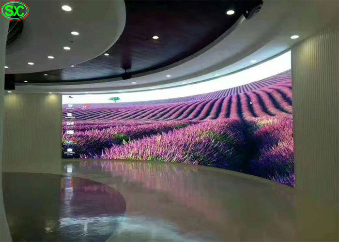P6 conduziu a exposição de diodo emissor de luz interna de piscamento da cor completa da curva, sistema de 27777 Dots Per Square Meter Novar
