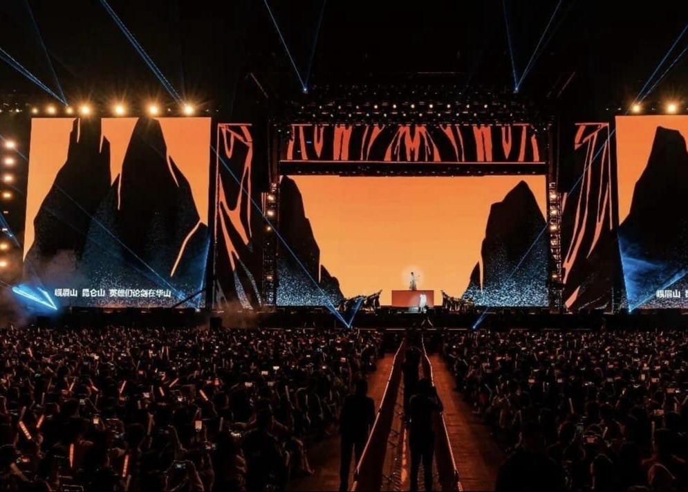 Ecrã curvado LED Billboard P4.81 RGB 1/13 Modo de digitalização Alta taxa de atualização Armário de alumínio fundido a moagem