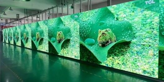 Ecrã de parede de vídeo LED interior P4 em cores completas Economia de energia para sala de reuniões da igreja