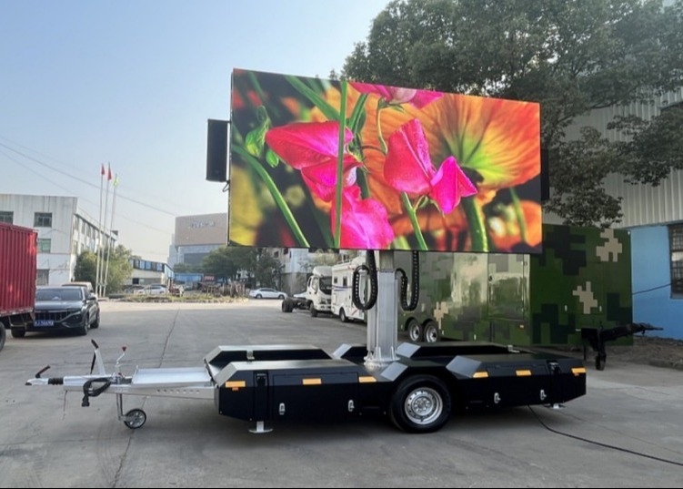 Publicidade em movimento P3 Mobile Truck LED Display Screen com instalação montada no caminhão e alta frequência de atualização
