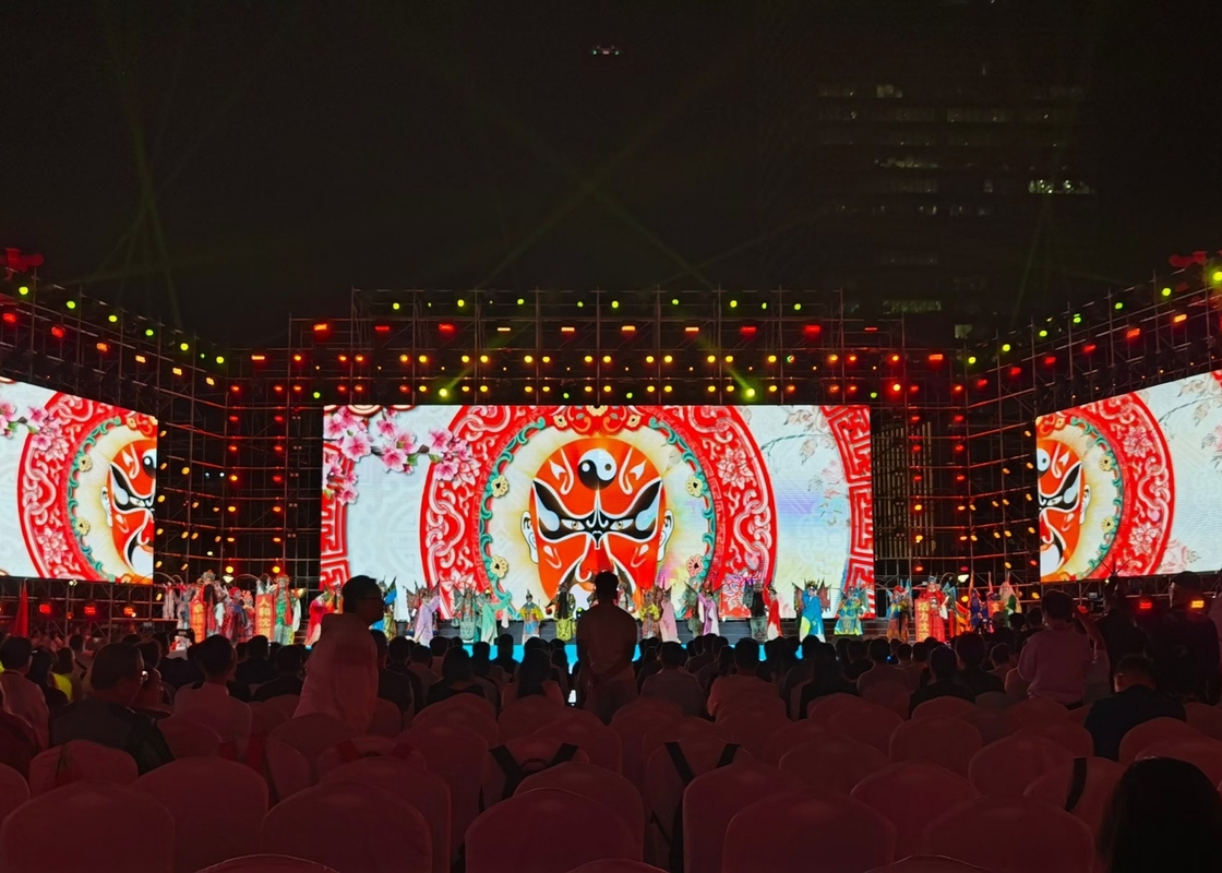 Ecrã de publicidade LED ultrafinho, ultraclaro, IP65, alto brilho, à prova de intempéries ao ar livre P10 P12