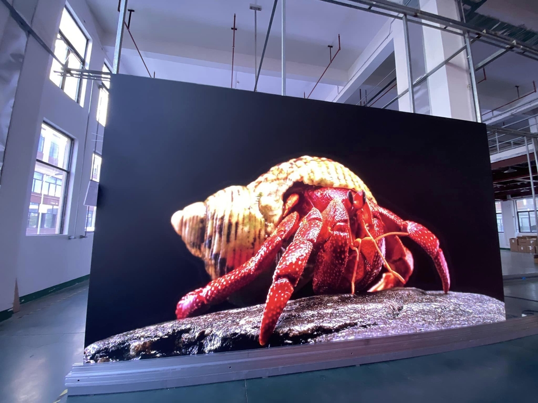Aluguel de tela curva/Fixado Indoor Full Color LED Display Screen Pequeno passo 640mm*640mm P2.5 Ultra-Clar