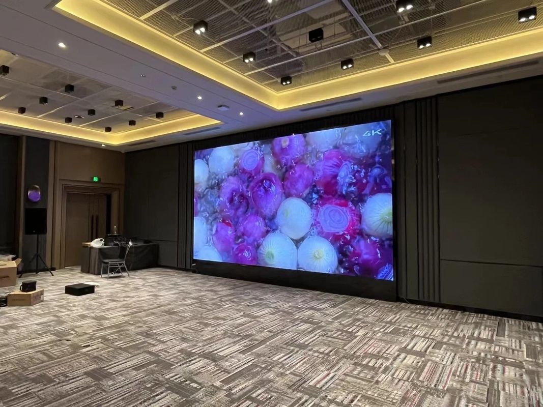 Painel LED de exibição de superfície de desempenho duradouro com padrão LED SMD3528 e nível de proteção Ip43