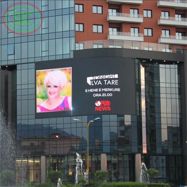 500 * 500MM tamanho do gabinete Exterior Full Color LED Display com configuração de pixels RGB 3in1 e 100 vida útil
