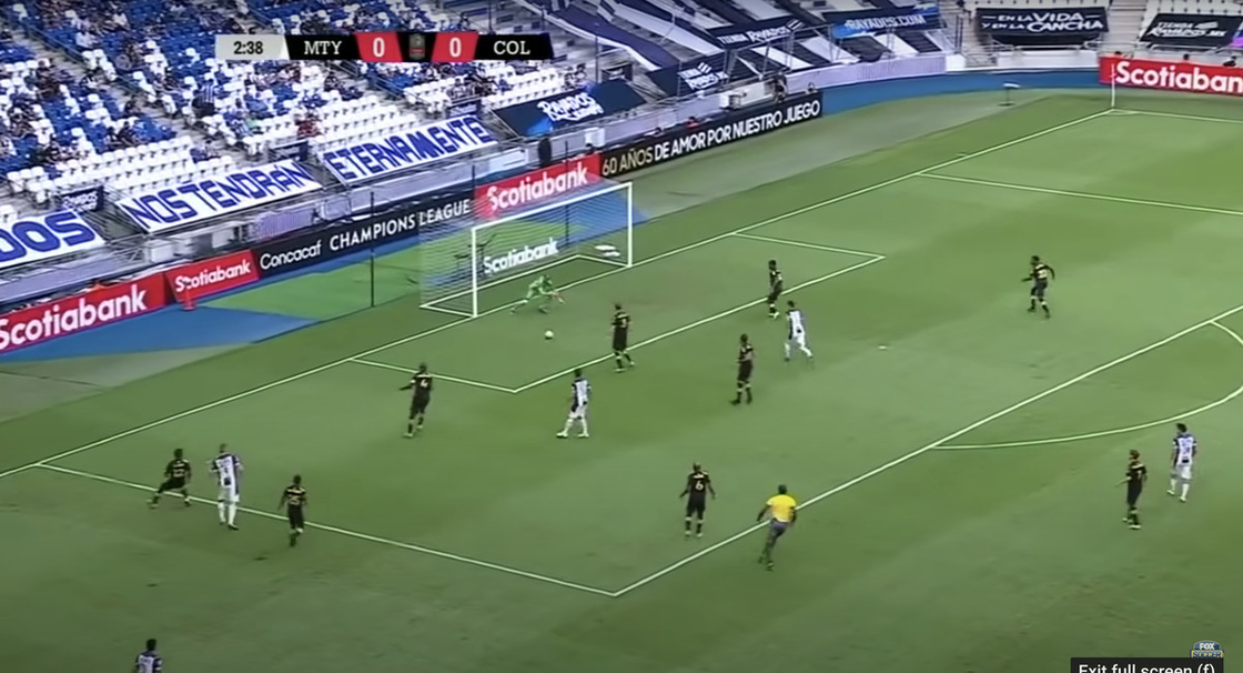 Exibição LED de Estádio com Alto Contraste 5000:1 Brilho ≥6500cd/m2 Pacote de Pixel SMD2727 para Apresentações Impactantes