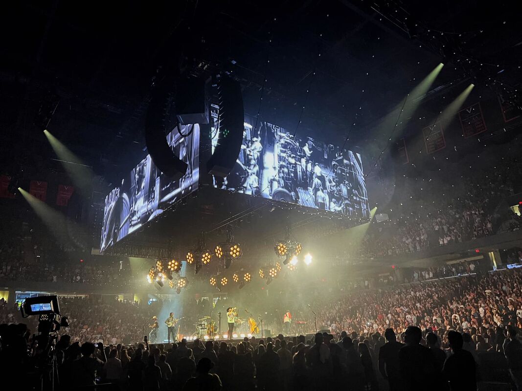 Tela de LED para Interior Colorida P3.9 Parede de Vídeo LED para Aluguel com Painéis Modulares de 500x500mm e Emenda Contínua para Publicidade