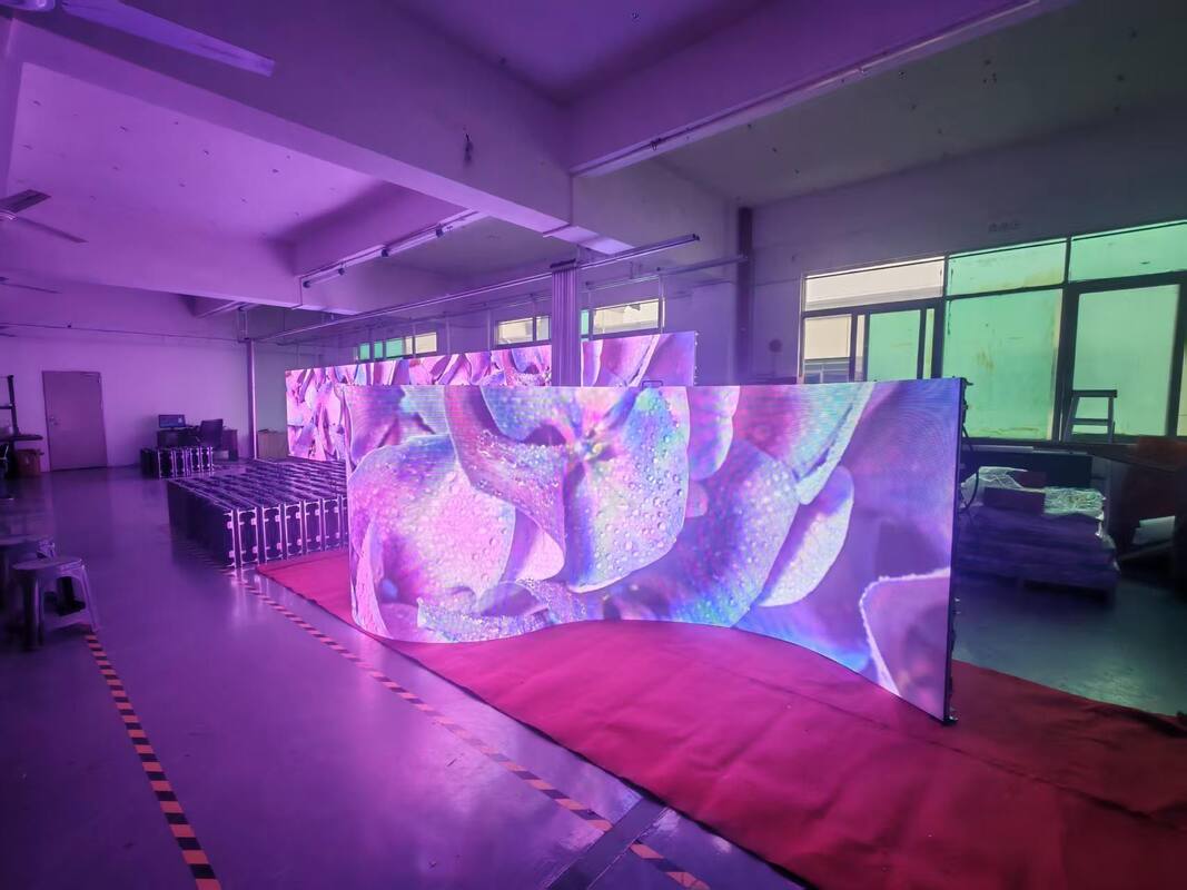 Tela LED colorida p2.5 interna com taxa de atualização de gabinete 3840hz de 640x480mm