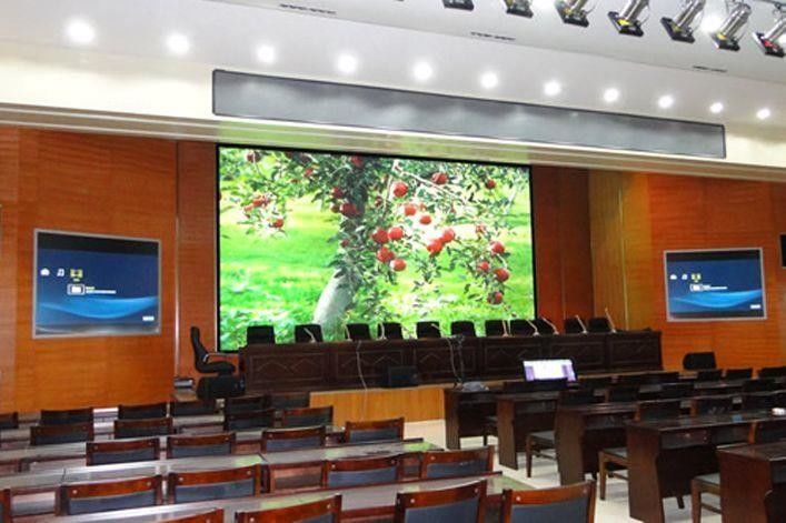 High Definition P5 Indoor Full Color LED Display Panel for Rental Video Wall Screen com taxa de atualização de 3840hz e resolução de 640x640mm