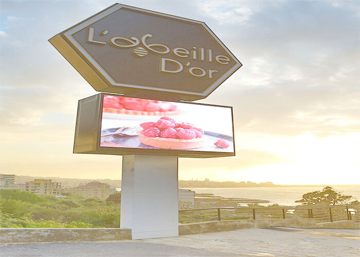 China HD Outdoor Full Color P10 LED Display Screen Grande publicidade adequada para alta temperatura