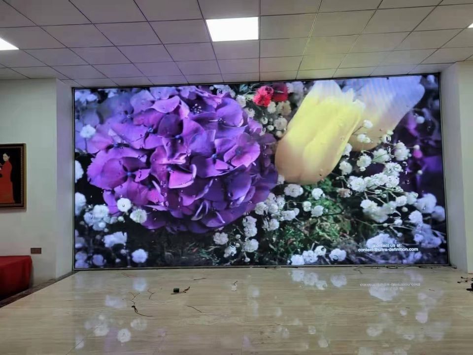 Desenho de manutenção frontal Display LED a cores inteiras P3.9 para exibição e fácil manutenção