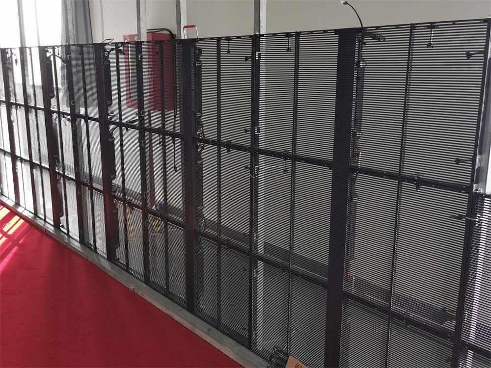 Shopping Mall Fashion Full Color P3.91-7.82 Tela LED transparente Parede de cortina de vidro
