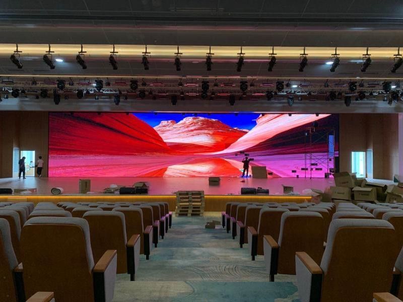 Exibição LED de alta resolução para ecrãs Dimensão do molde 320X160mm 427186 pontos/m2 Densidade