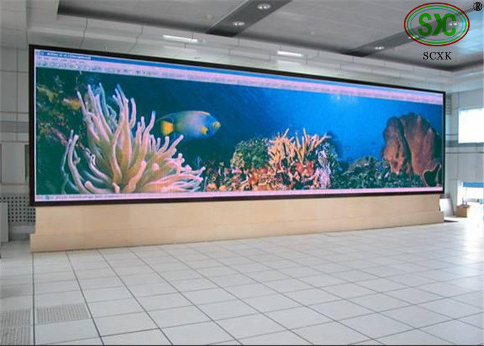 Ecrã de publicidade LED à prova d'água e à prova d'umidade Solid/Iron Box HD 250*250mm P4.81
