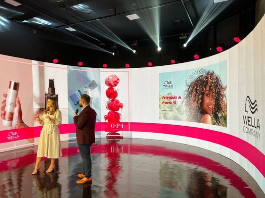 Bom preço Painel de parede video conduzido interno do diodo emissor de luz da cor completa de tela de exposição HD da igreja P4.81 on-line