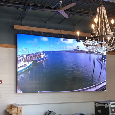 Bom preço P2 Indoor Full Color SMD LED Display Screen 2mm Pixel Para Exposição de Salões de Casamentos On-line