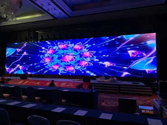 Bom preço HD Full Color P4 Indoor SMD LED Die-Cast Aluminum Screen Case de aço 65420 Dot Matrix on-line