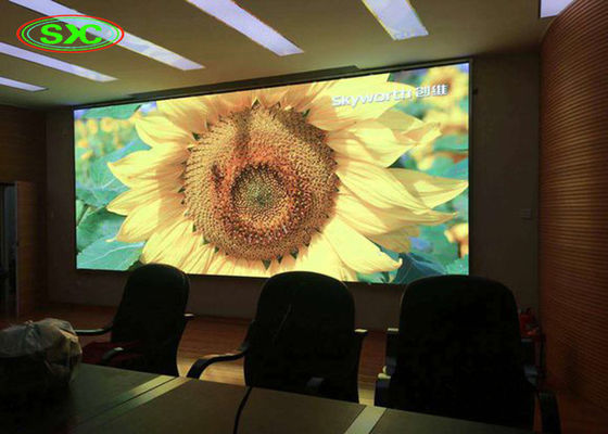 Bom preço Tela de exposição interna do diodo emissor de luz P5 da alta resolução e do afastamento do diodo emissor de luz on-line