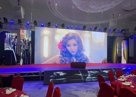 Bom preço Aluguer RGB HD Publicidade Ecrã LED HD Impermeável 100000 horas on-line