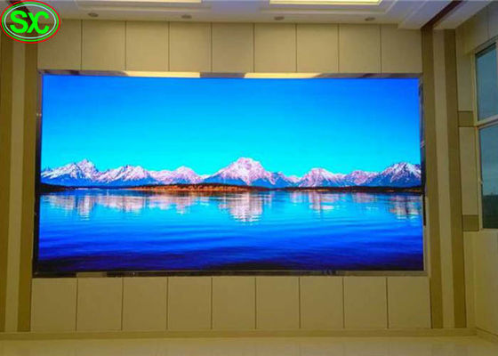 Bom preço O RGB interno Moistureproof grande P4 conduziu a tela de exposição para a conferência on-line