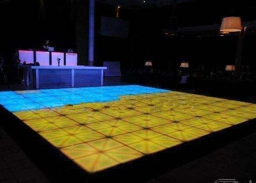 Bom preço Marca do cliente LED Piso de dança com efeito de iluminação brilhante e DMX512 sistema de controlo on-line