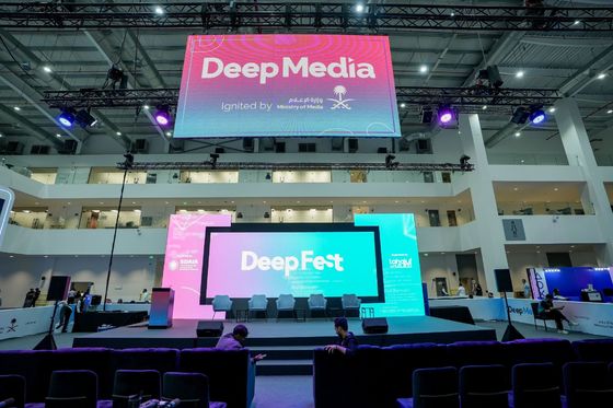 P4.81 Brilho Exterior SMD LED Display Air Plug Design Conexão Longa vida útil