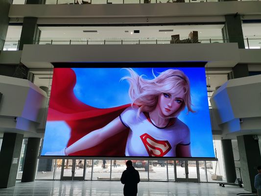 Bom preço Ecrã de alumínio fundido para publicidade Grande HD P5 Indoor Shopping Mall LED Display on-line
