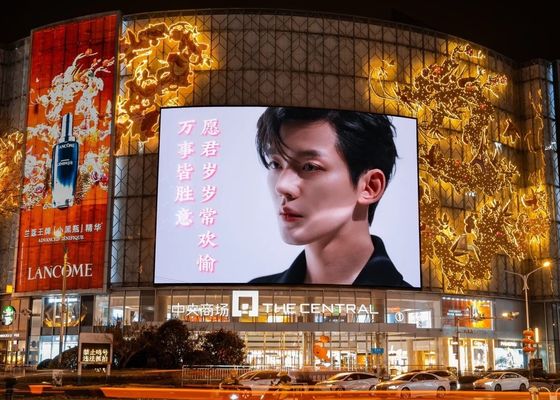 Libere o potencial da sua publicidade com capacidades de cores Full Color LED e LED Parameter R 625-630nm